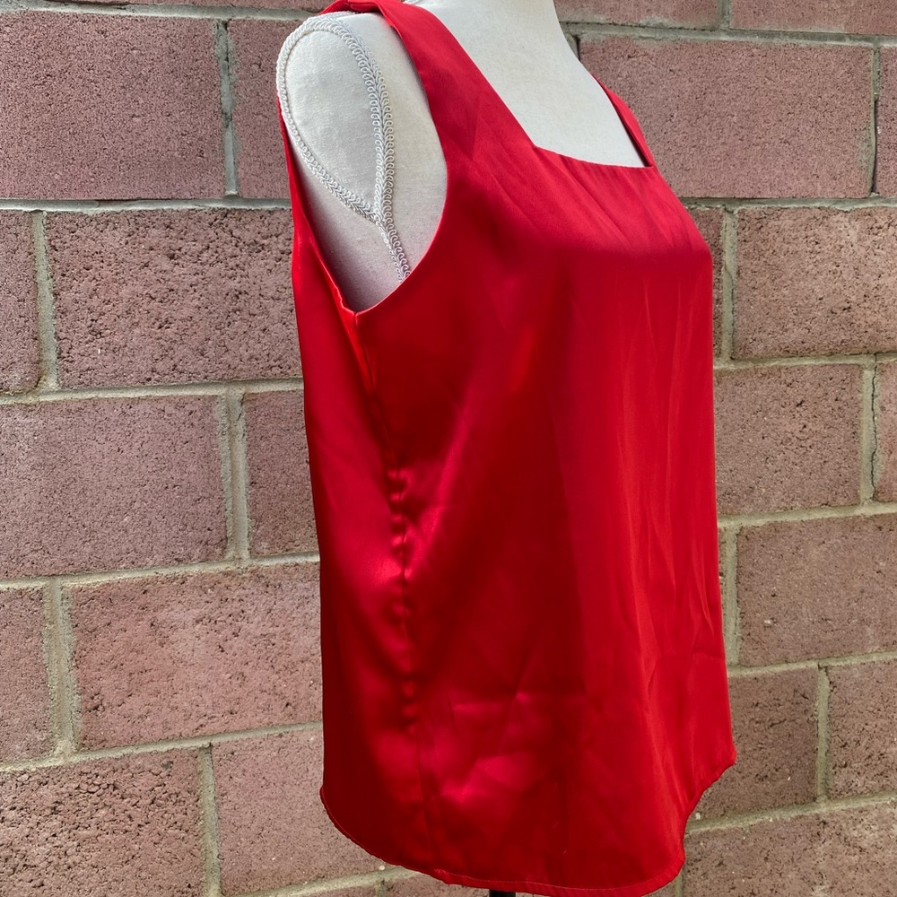 Christie and Jill Square neck silky red top